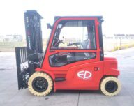 5 tons heftruck met cabine