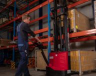 EP ES12-12ES elektrische stapelaar 1.200 kg (3,8 m)