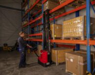 EP ES12-12ES elektrische stapelaar 1.200 kg (3,8 m)