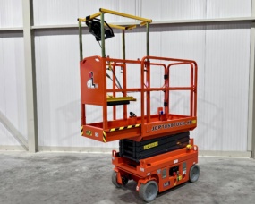 50 cm extra werkhoogte dankzij het XD systeem en toch compact en door een loopdeur heen